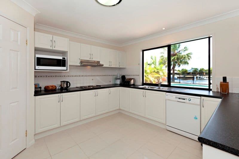101 Voyagers Drive, BANKSIA BEACH QLD 4507, Banksia Beach - Thumbnail 7