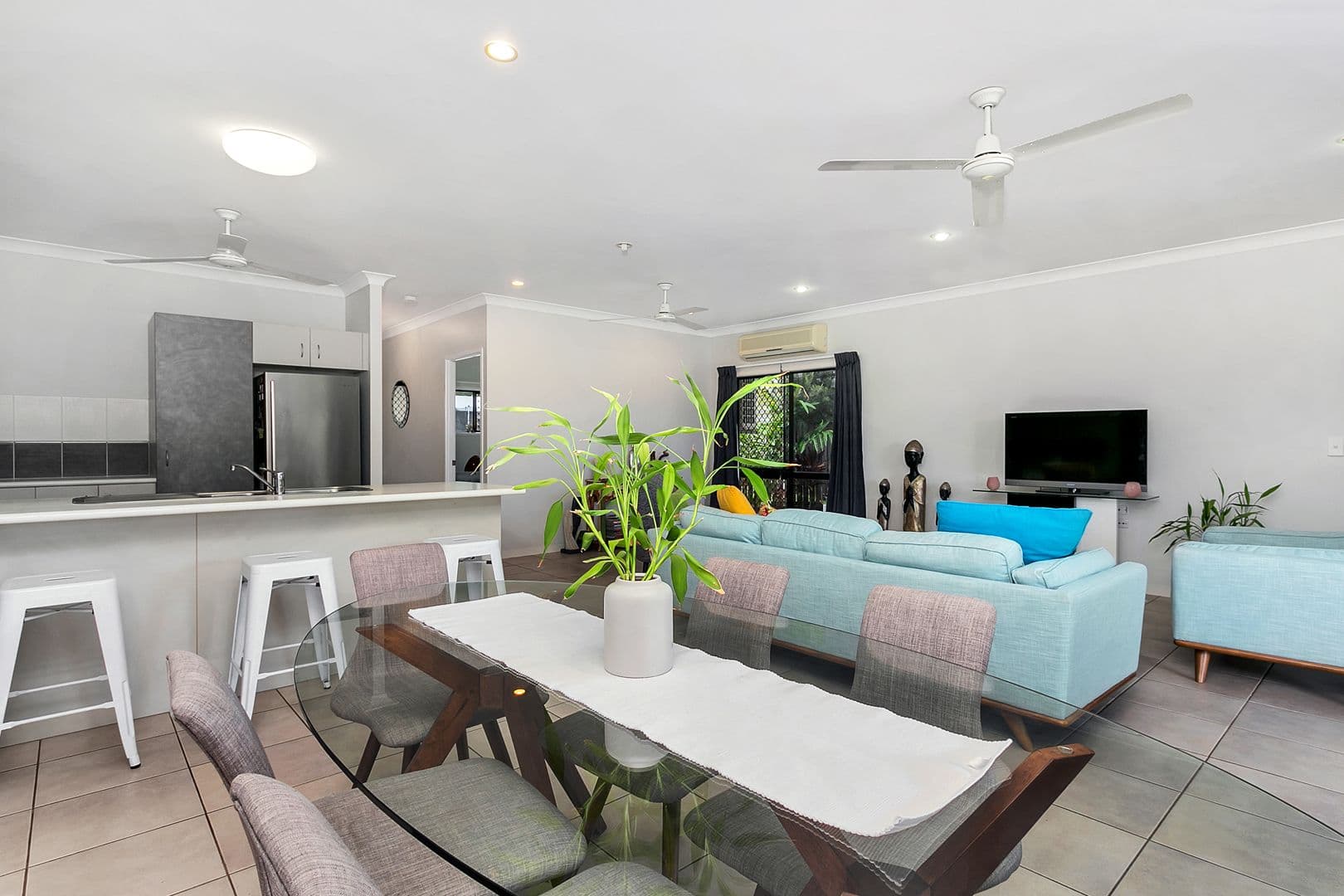 4 Whela Close, BENTLEY PARK QLD 4869, Bentley Park - Thumbnail 4