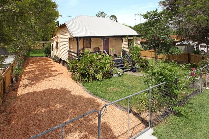 39 Cambridge Street, ROCKLEA QLD 4106, Rocklea - Thumbnail 2