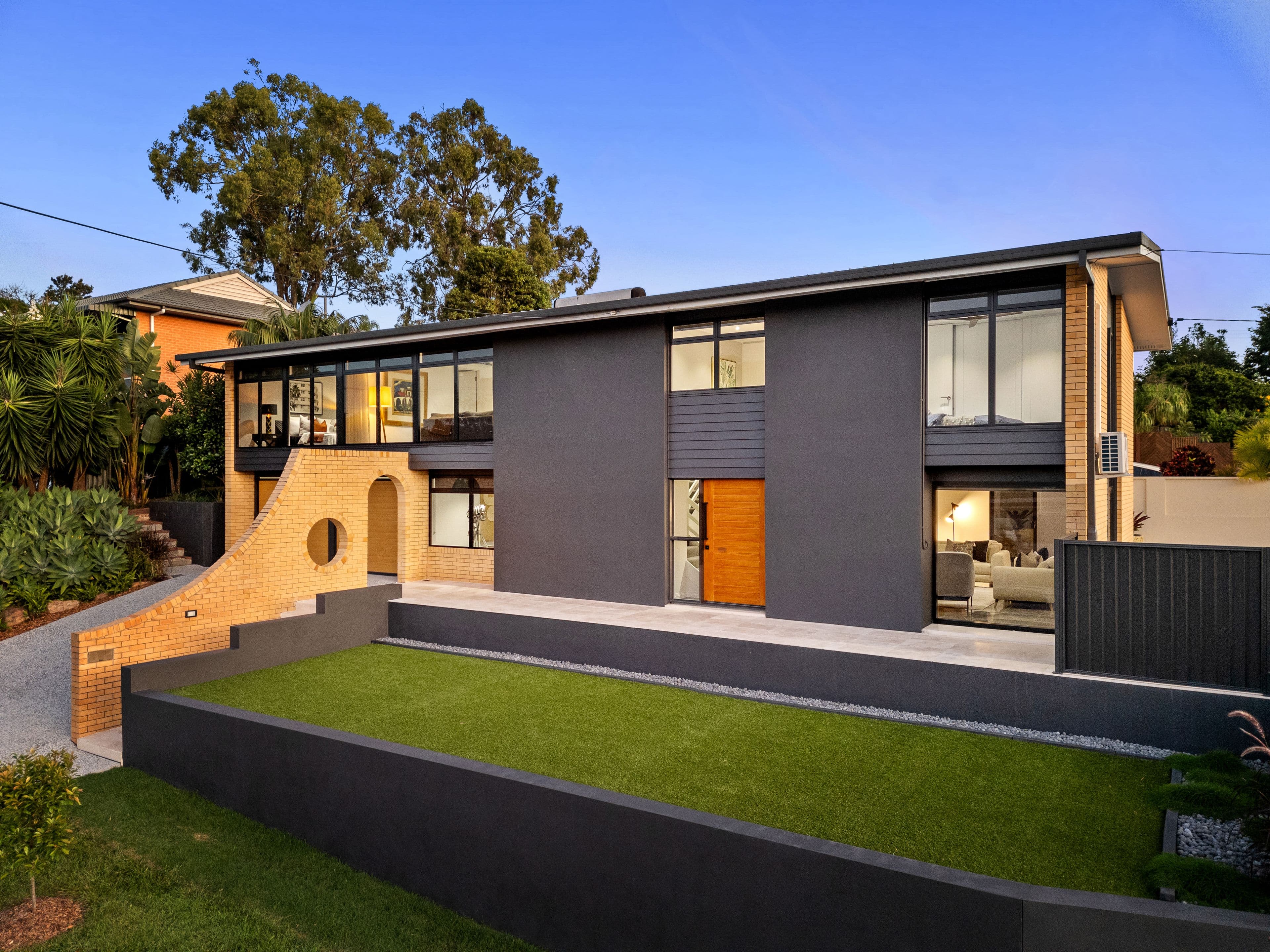 32 Dalgety Street, Mount Gravatt East QLD 4122, Mount Gravatt East - Thumbnail 2