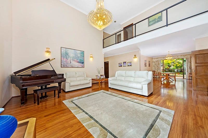 41 Henry Lawson Drive, PEAKHURST NSW 2210, Peakhurst - Thumbnail 2