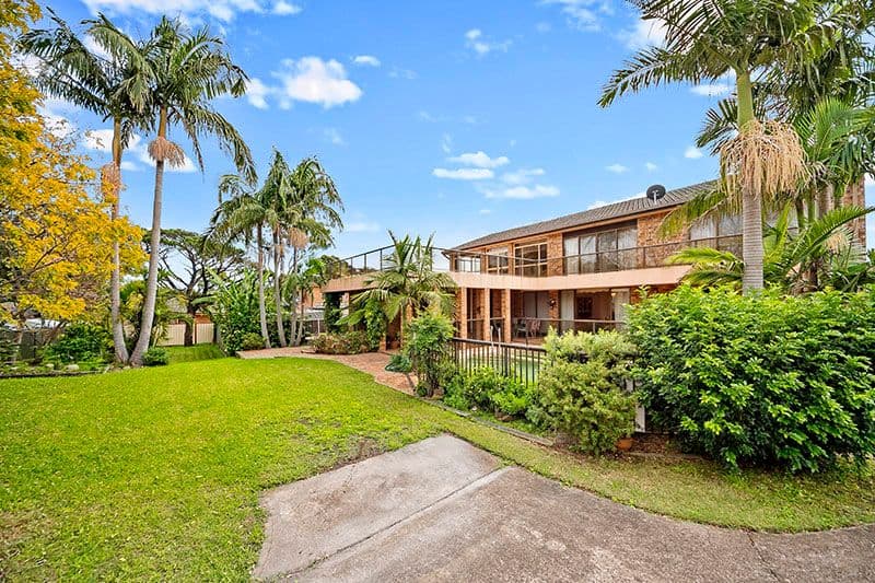 41 Henry Lawson Drive, PEAKHURST NSW 2210, Peakhurst - Thumbnail 5
