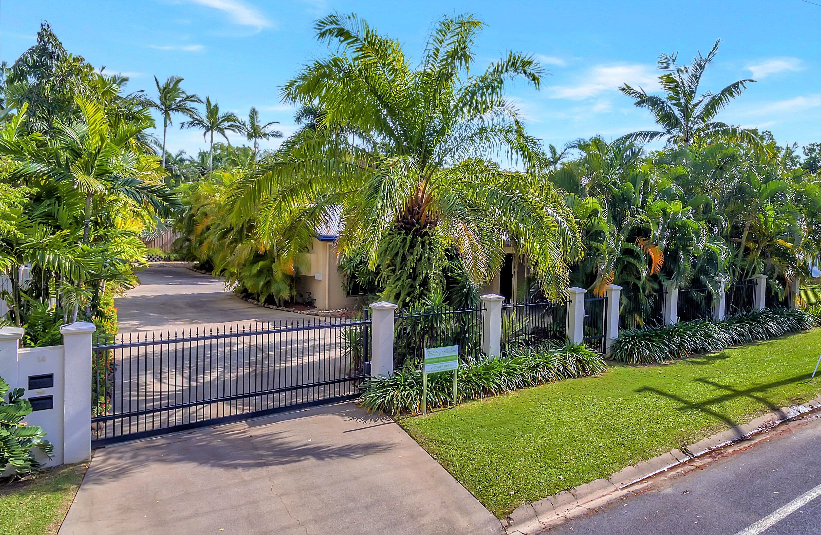 14 Albatross Street, Kewarra Beach QLD 4879, Kewarra Beach - Thumbnail 2