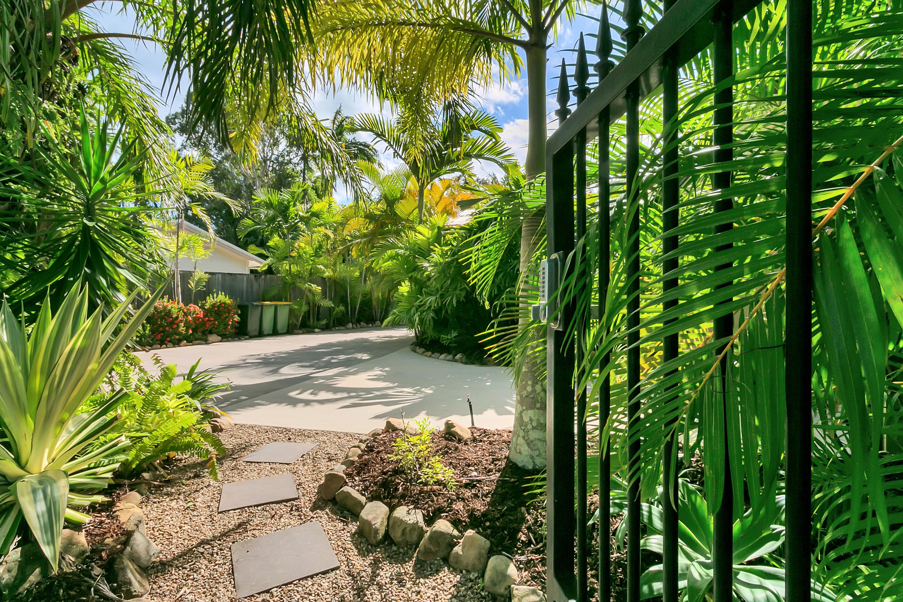 14 Albatross Street, Kewarra Beach QLD 4879, Kewarra Beach - Thumbnail 3