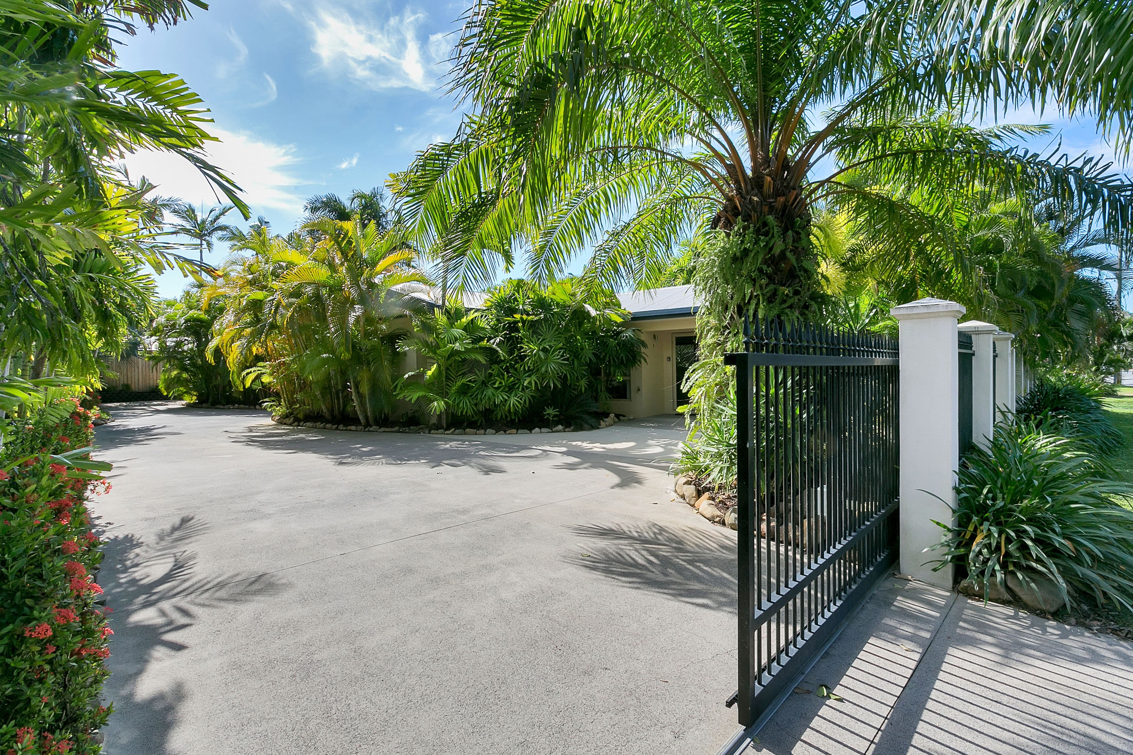 14 Albatross Street, Kewarra Beach QLD 4879, Kewarra Beach - Thumbnail 4