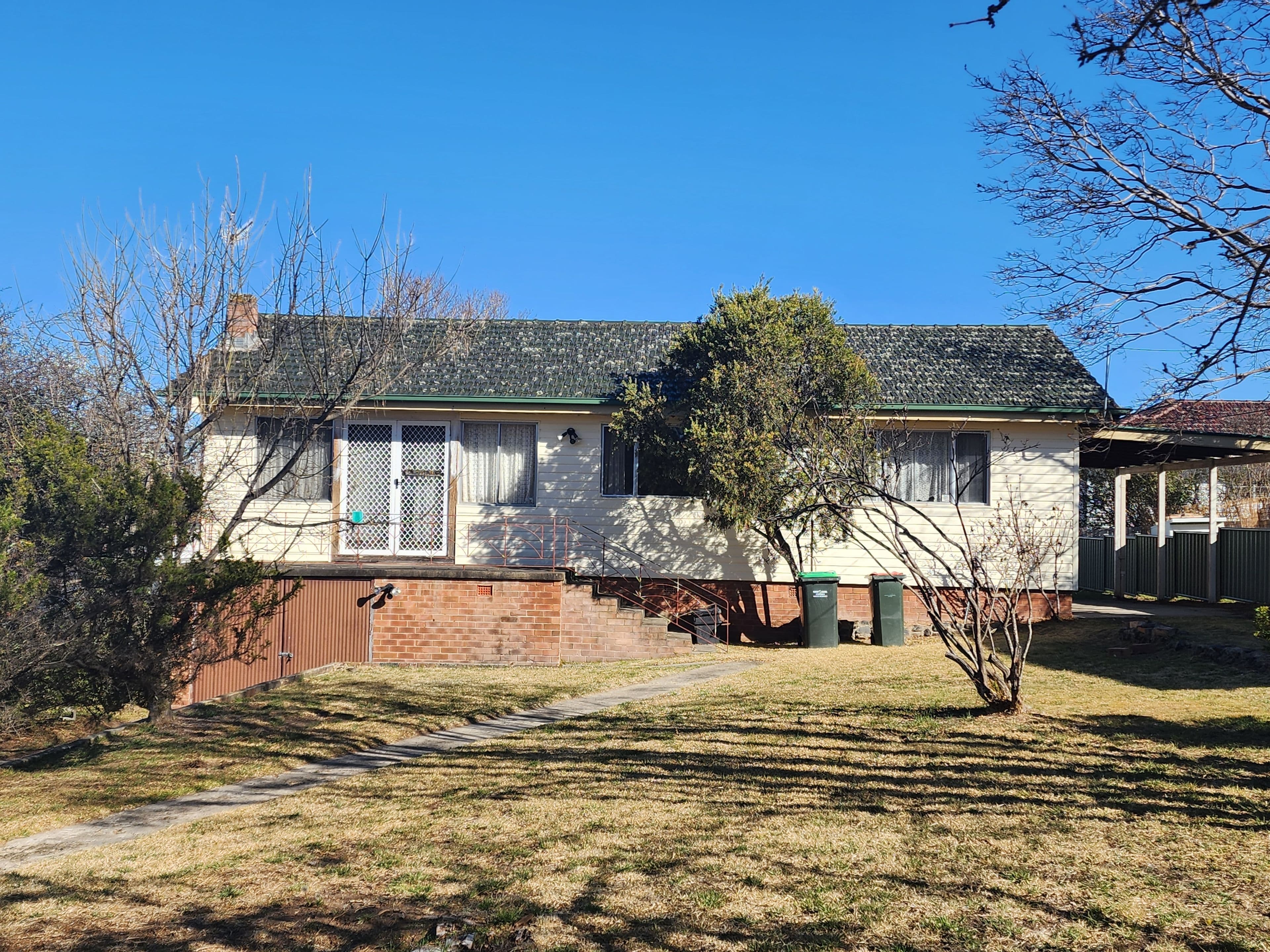 10 Wilson Avenue, Armidale NSW 2350, Armidale - Image 1