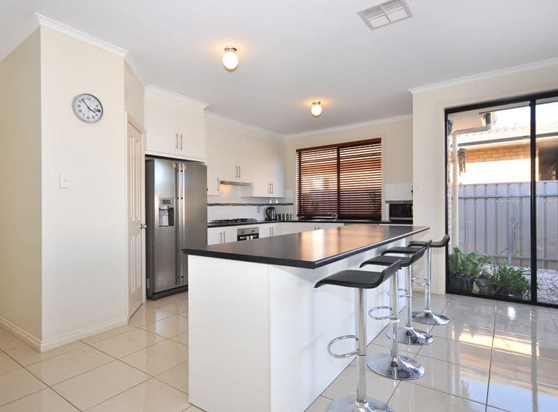 8 Plimsoll Road, SEAFORD SA 5169, Seaford - Thumbnail 3