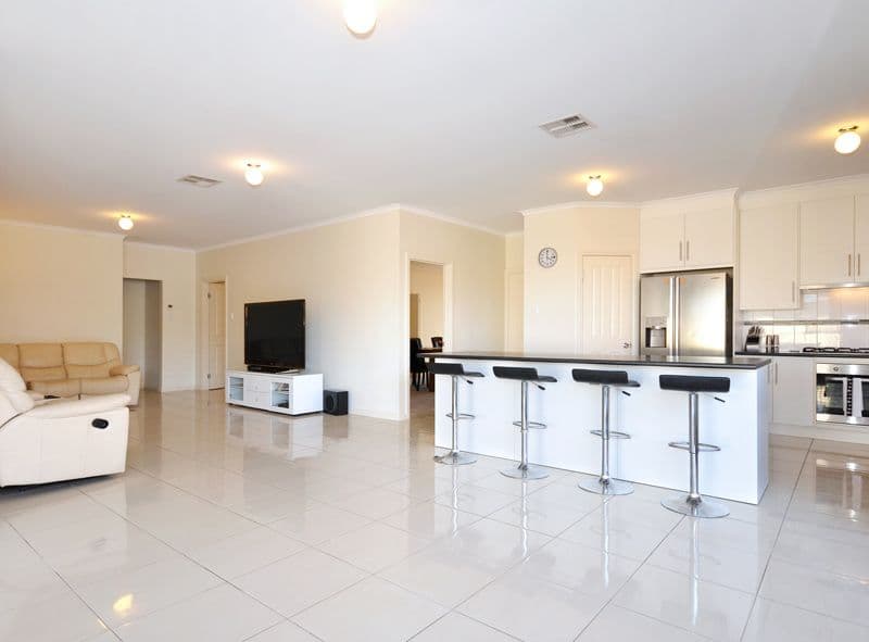 8 Plimsoll Road, SEAFORD SA 5169, Seaford - Thumbnail 7