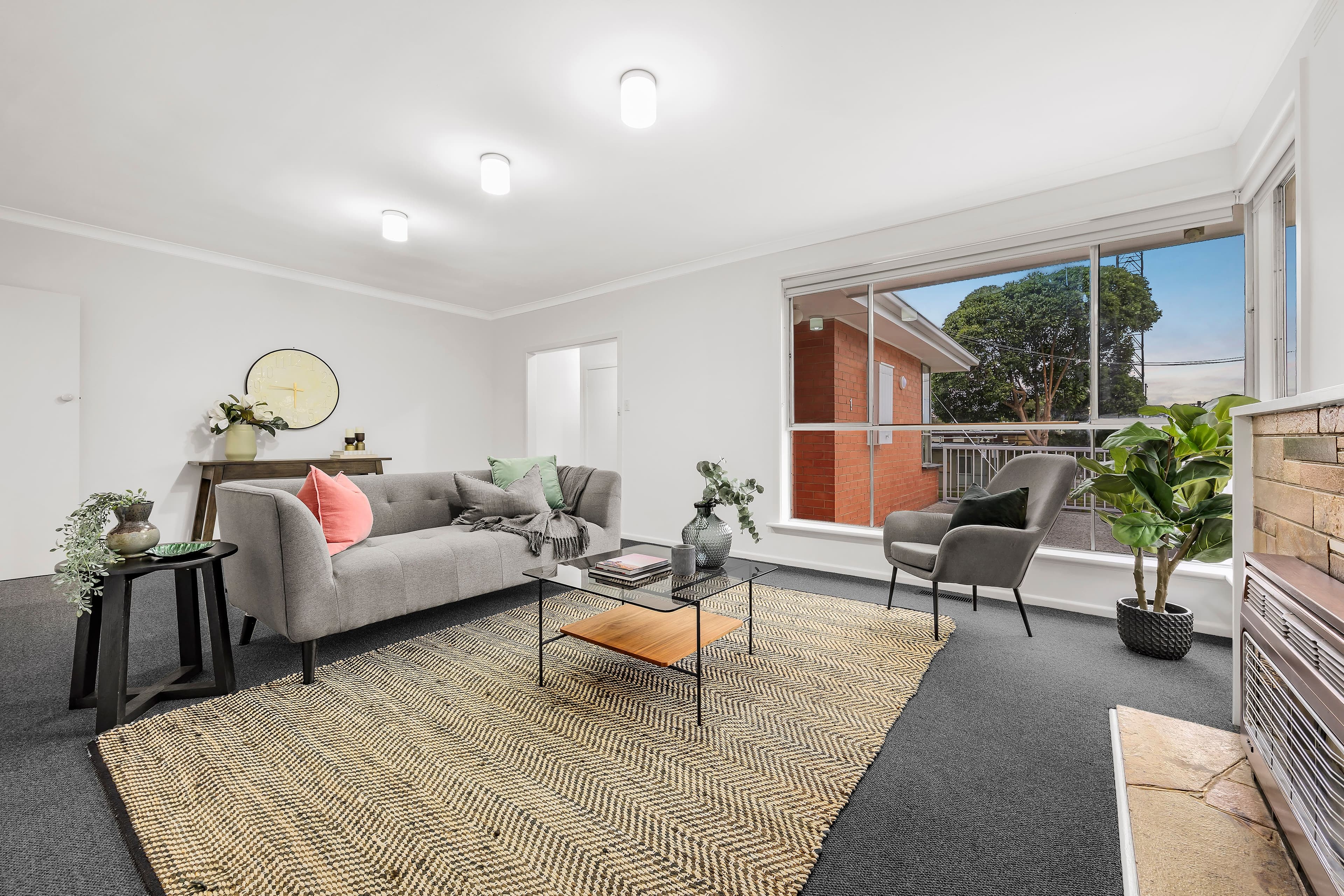 1 Collins Close, Scoresby VIC 3179, Scoresby - Thumbnail 2