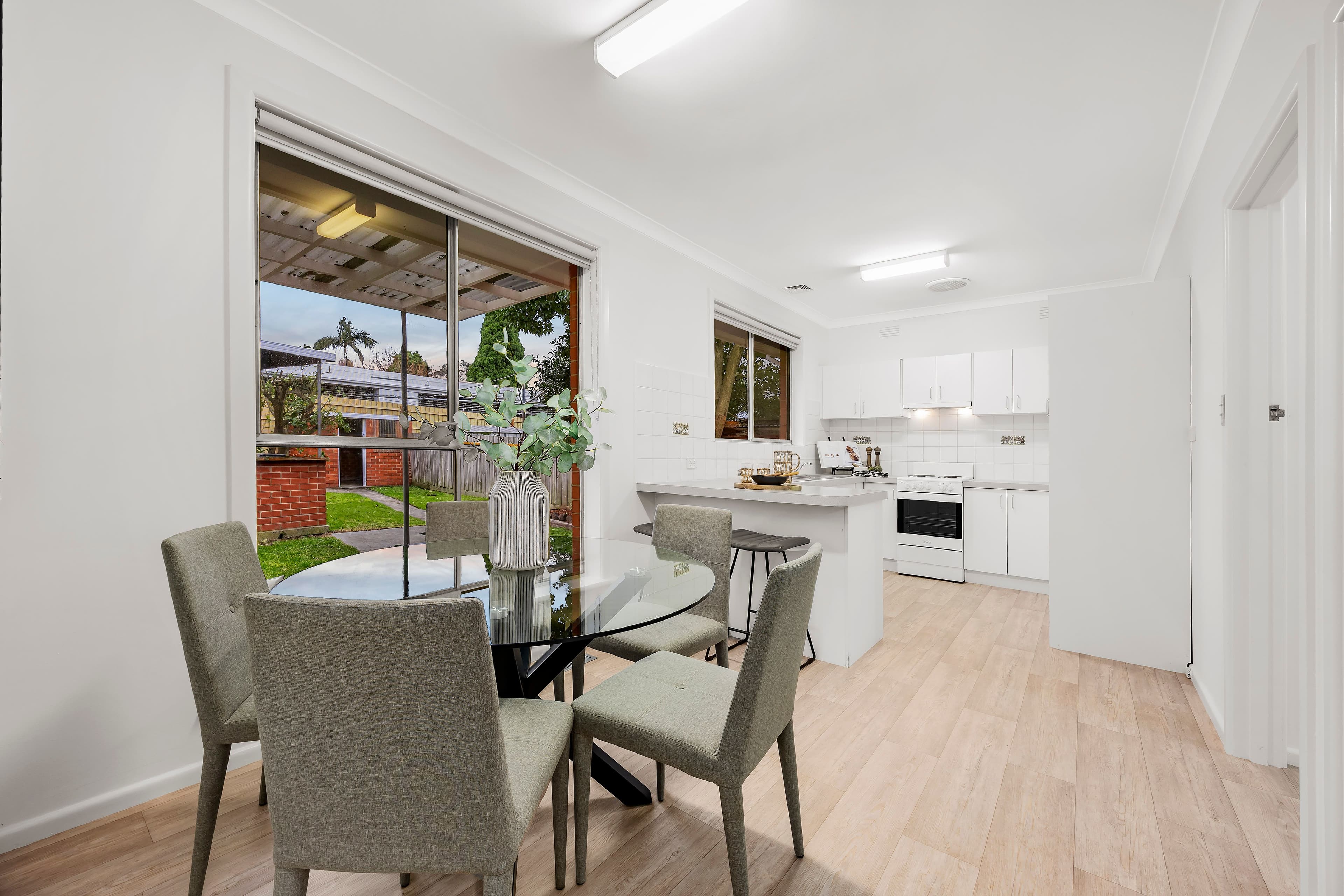 1 Collins Close, Scoresby VIC 3179, Scoresby - Thumbnail 5