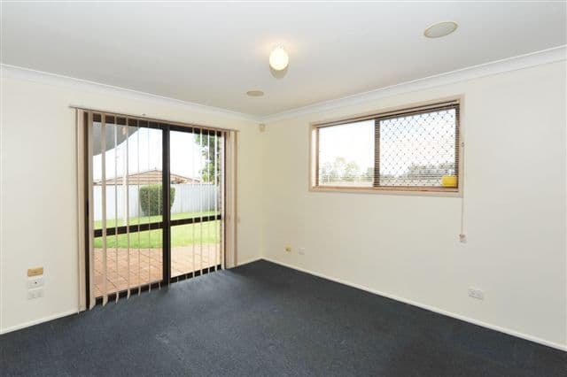 35 Jull Drive, CENTENARY HEIGHTS QLD 4350, Centenary Heights - Thumbnail 7