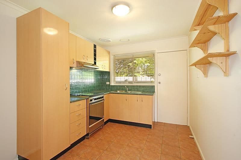 11 Burns Avenue, CLAYTON SOUTH VIC 3169, Clayton South - Thumbnail 2