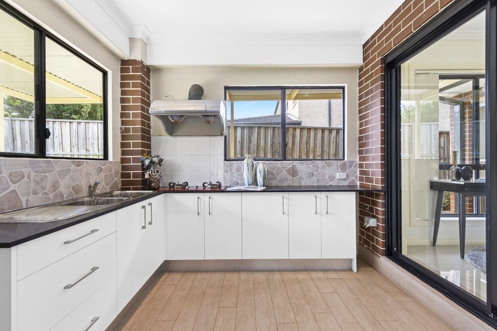 13 Waterfall Boulevard, The Ponds NSW 2769, The Ponds - Thumbnail 8