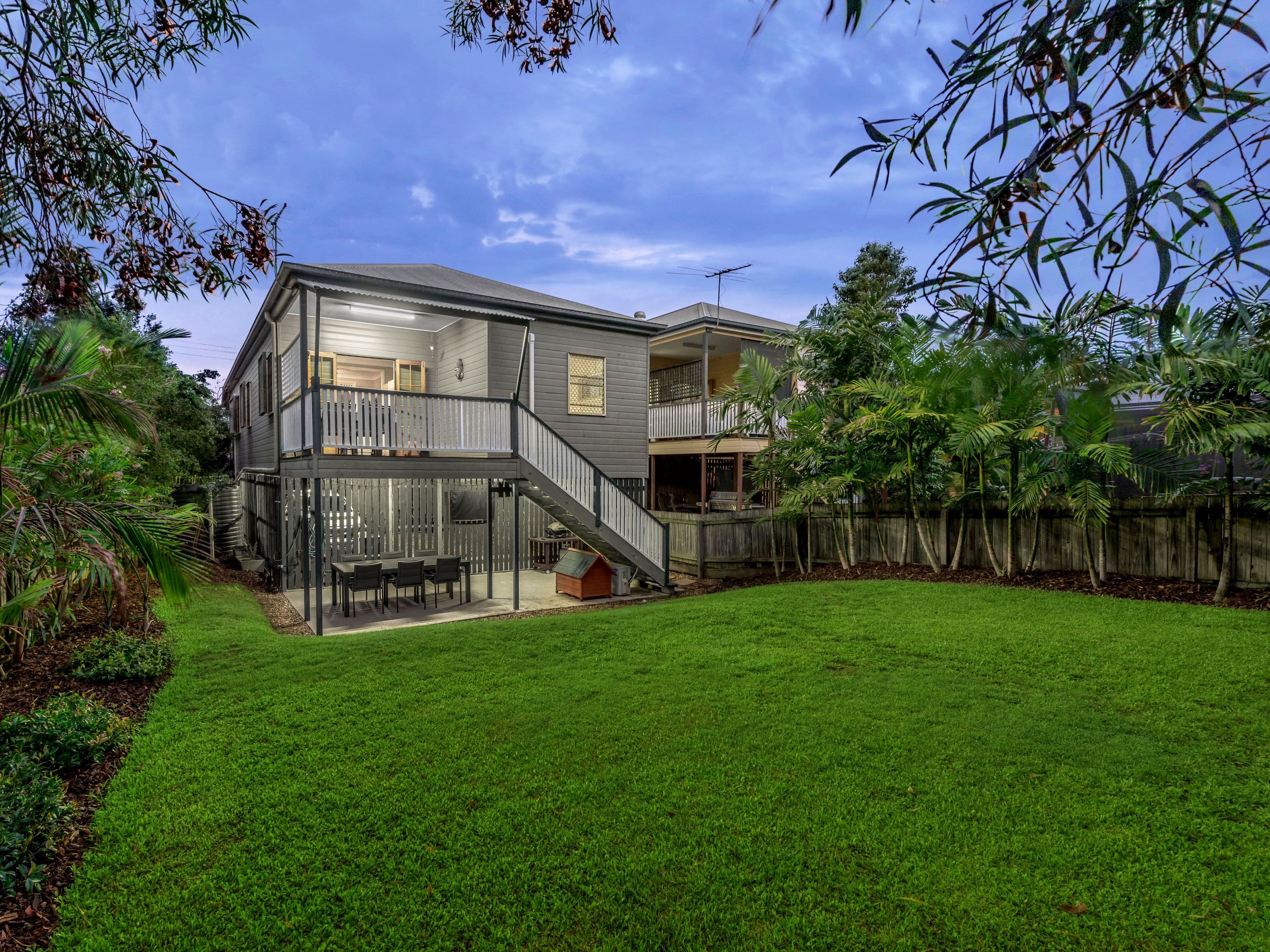 27 Asquith Street, Morningside QLD 4170, Morningside - Thumbnail 2