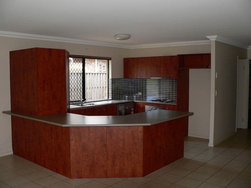 16 Nightjar Drive, UPPER COOMERA QLD 4209, Upper Coomera - Thumbnail 2
