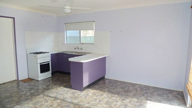 28 Suncrest Parade, GOROKAN NSW 2263, Gorokan - Thumbnail 2