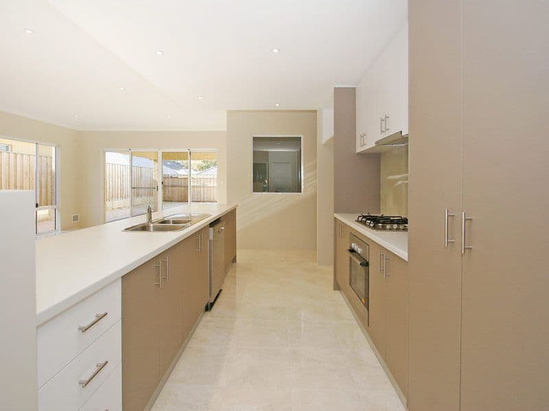 18 Leisure Way, YANCHEP WA 6035, Yanchep - Thumbnail 2