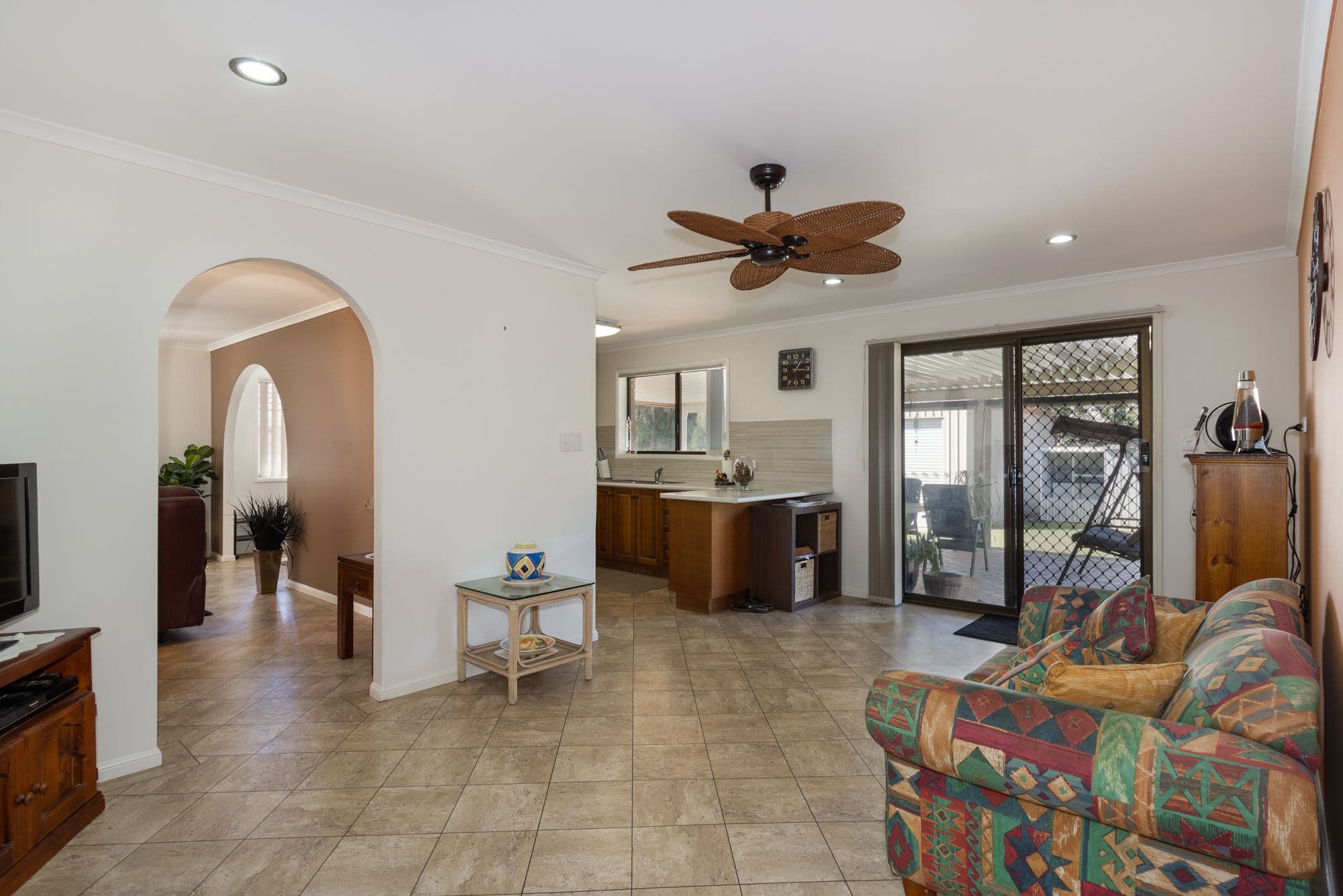 8 Ian Avenue, Kawungan QLD 4655, Kawungan - Thumbnail 6