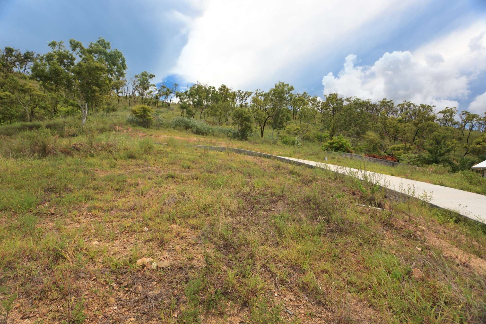 13 Kosciusko Way, MOUNT LOUISA QLD 4814, Mount Louisa - Thumbnail 6