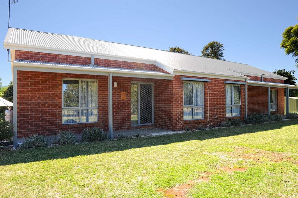 6-8 Wedge Street, Avenel VIC 3664, Avenel - Image 1