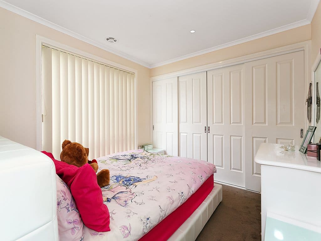 5 Andrew Road, ST ALBANS VIC 3021, St Albans - Thumbnail 6