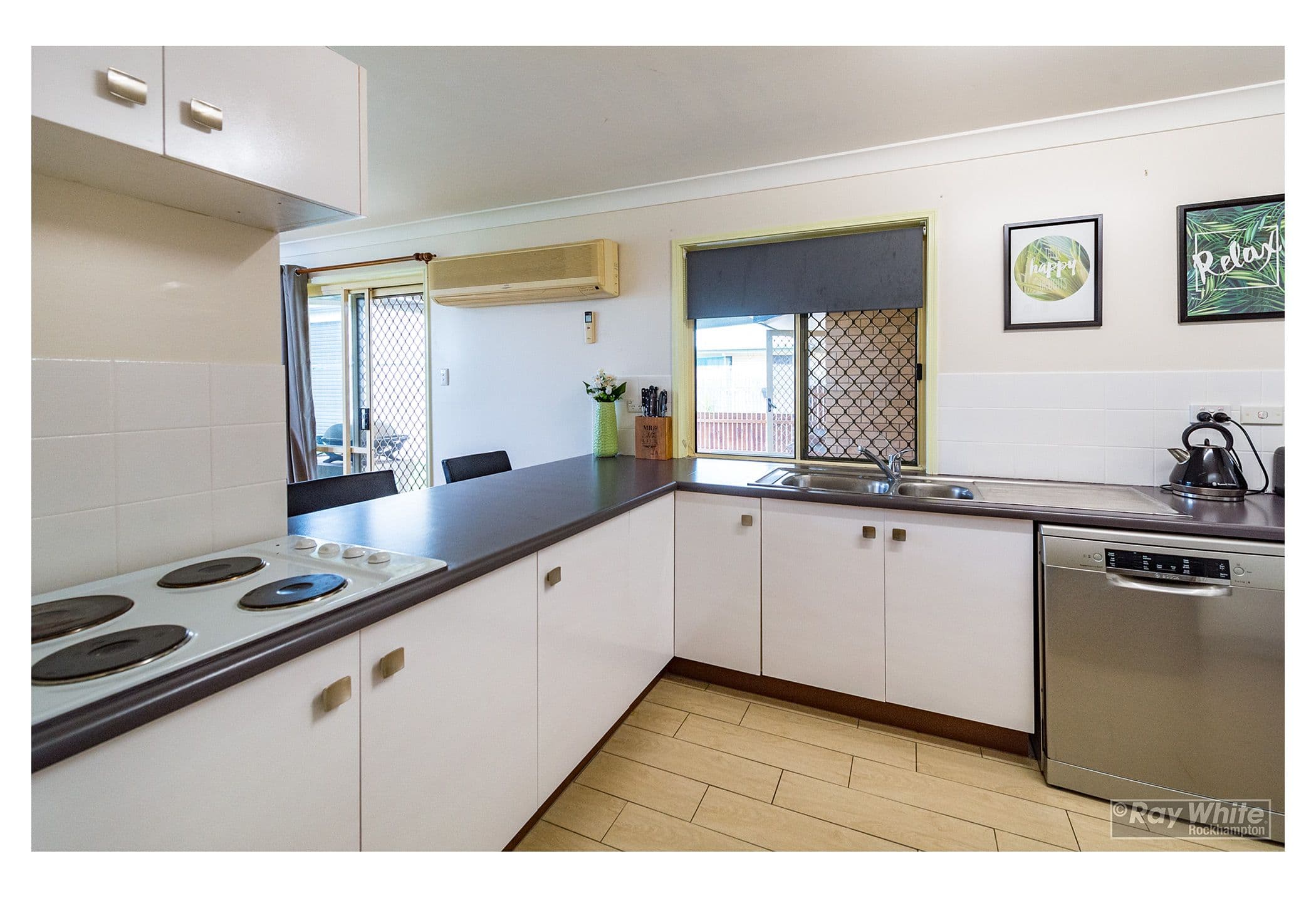 22 Kingfisher Parade, Norman Gardens QLD 4701, Norman Gardens - Thumbnail 4