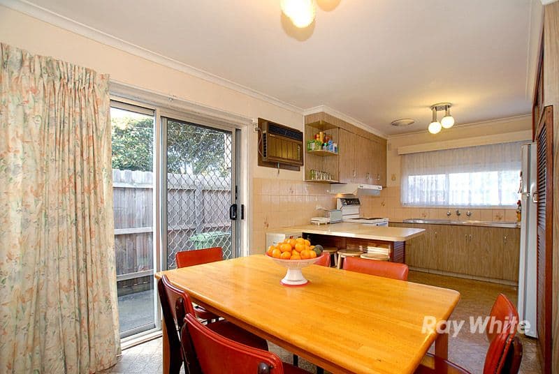 8 Victor Avenue, DANDENONG NORTH VIC 3175, Dandenong North - Thumbnail 2