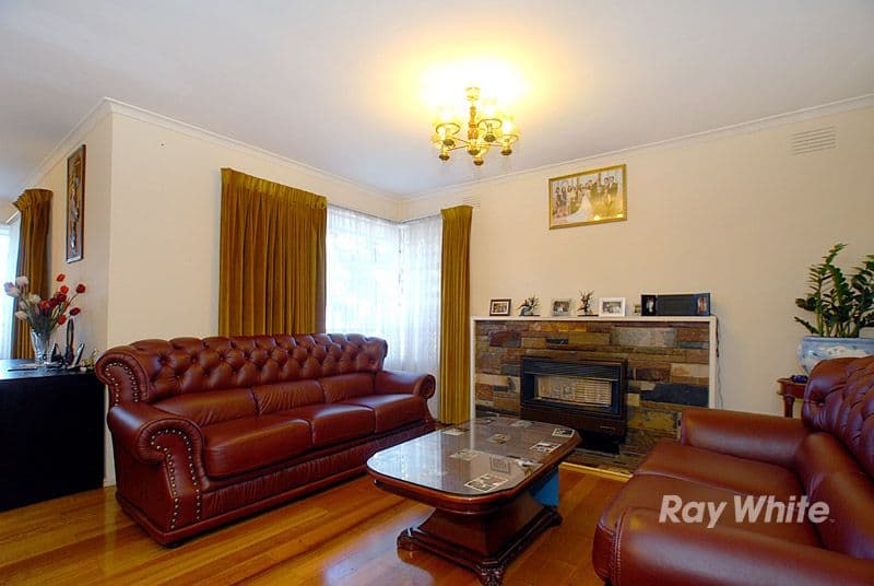 8 Victor Avenue, DANDENONG NORTH VIC 3175, Dandenong North - Thumbnail 5