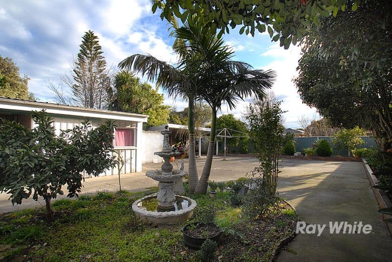 8 Victor Avenue, DANDENONG NORTH VIC 3175, Dandenong North - Thumbnail 8