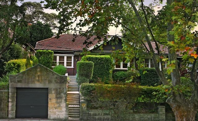 17  Hazelbank Road, WOLLSTONECRAFT NSW 2065, Wollstonecraft - Thumbnail 2