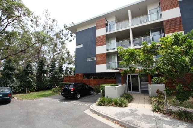 5 Carey Lane, SOUTHPORT QLD 4215, Southport - Image 1