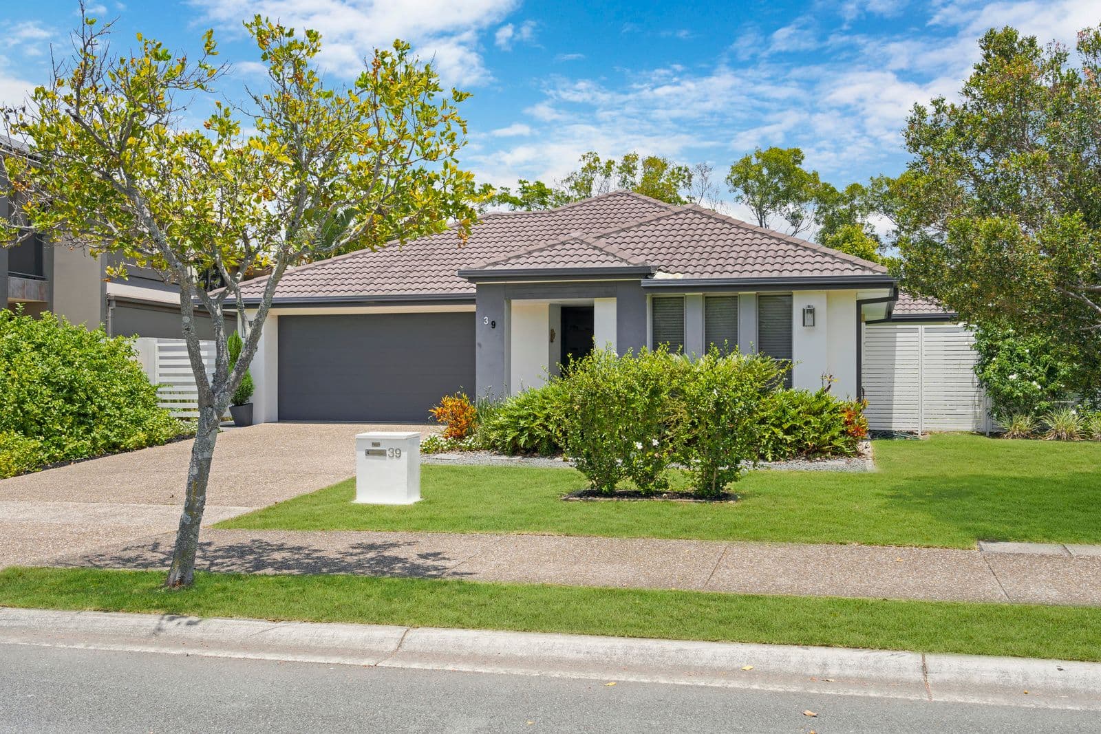 39 Heights Drive, Robina QLD 4226, Robina - Thumbnail 3