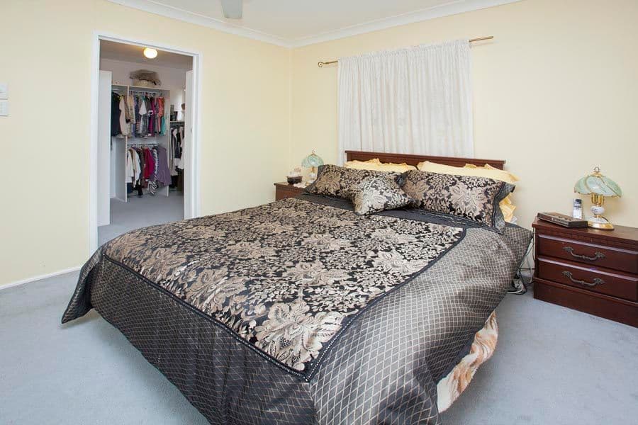 25 Nealdon Street, HOLLAND PARK QLD 4121, Holland Park - Thumbnail 7