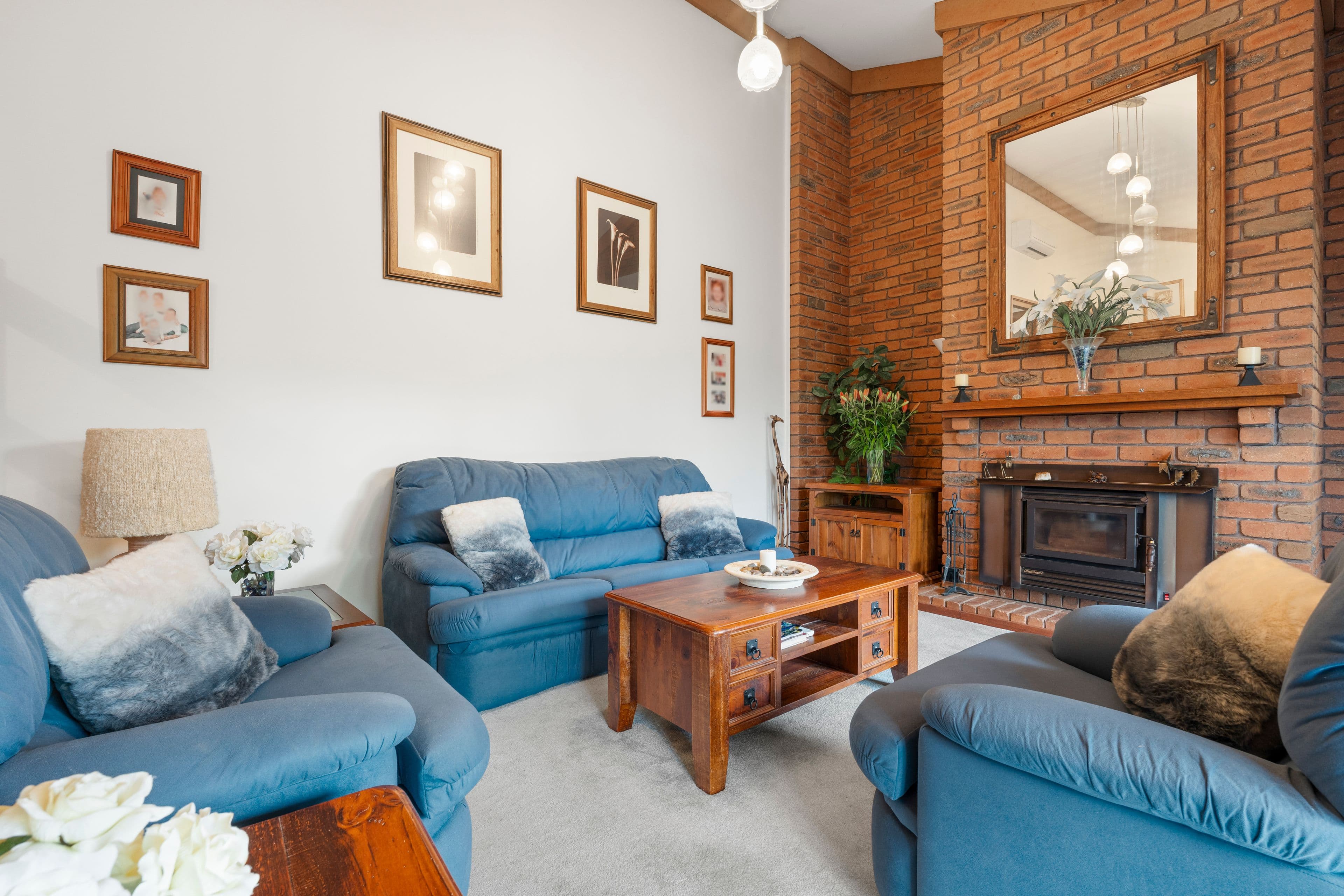 44 Glenister Drive, Eltham VIC 3095, Eltham - Thumbnail 2