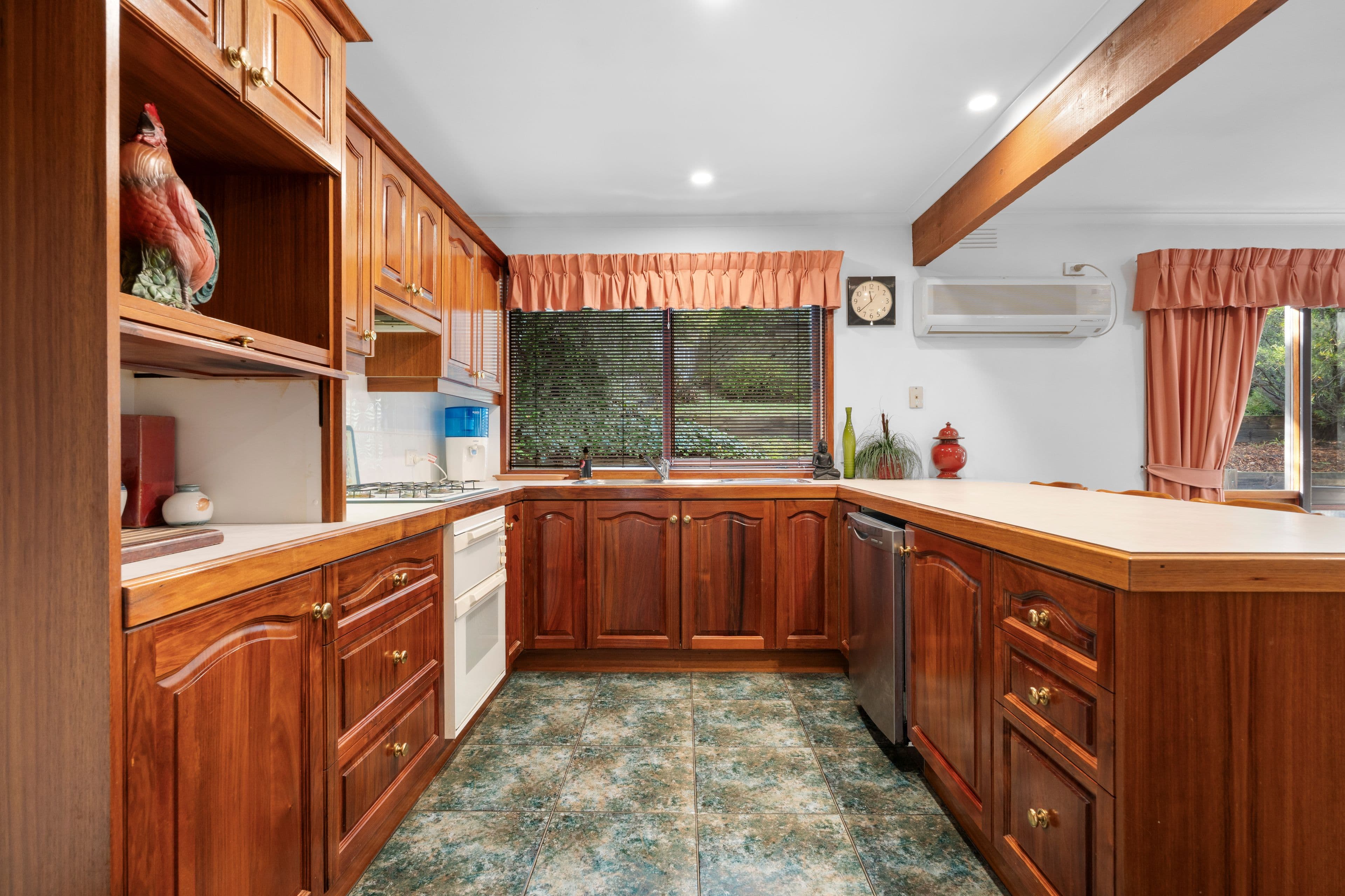 44 Glenister Drive, Eltham VIC 3095, Eltham - Thumbnail 7