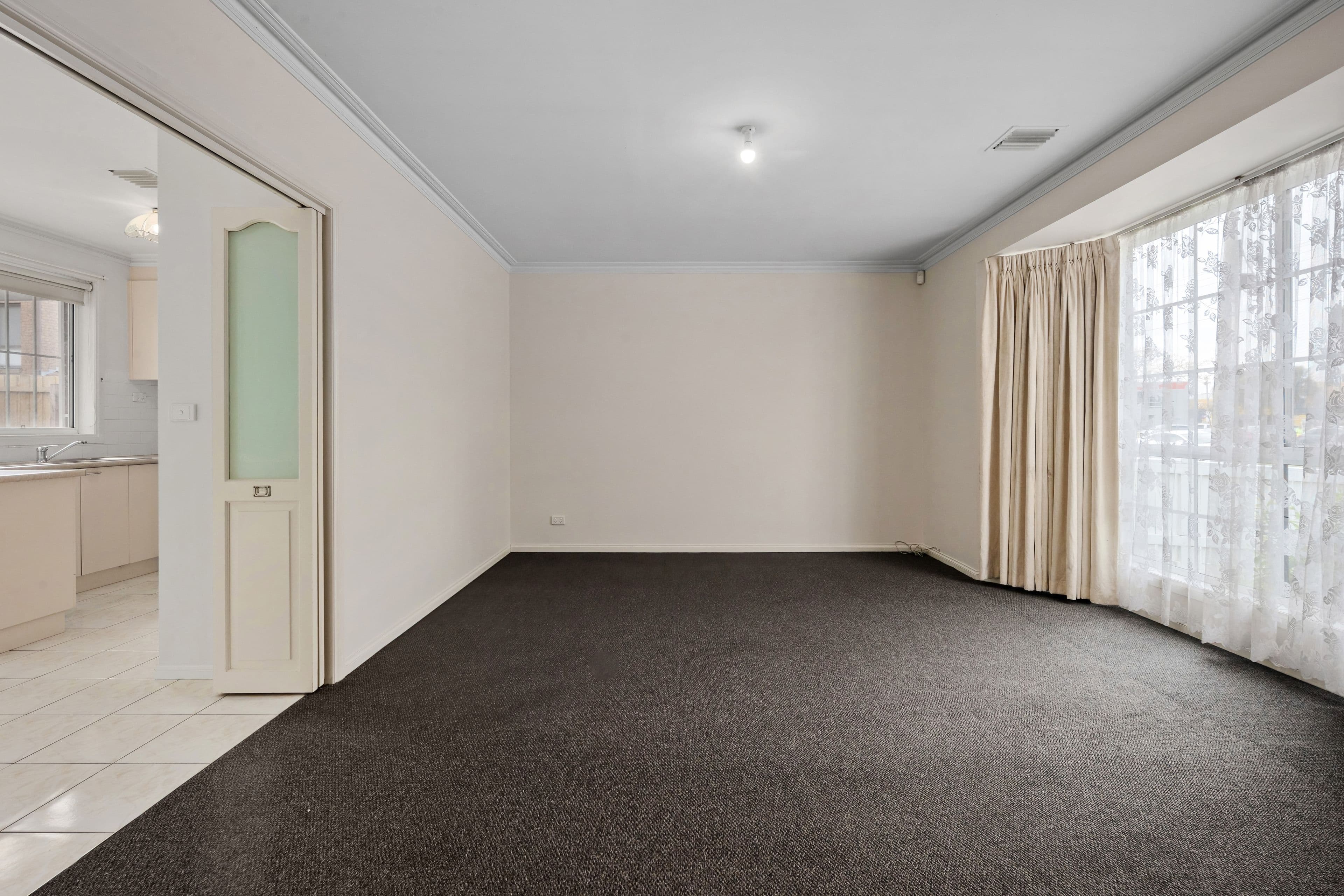 12 Lytton Street, Glenroy VIC 3046, Glenroy - Thumbnail 4