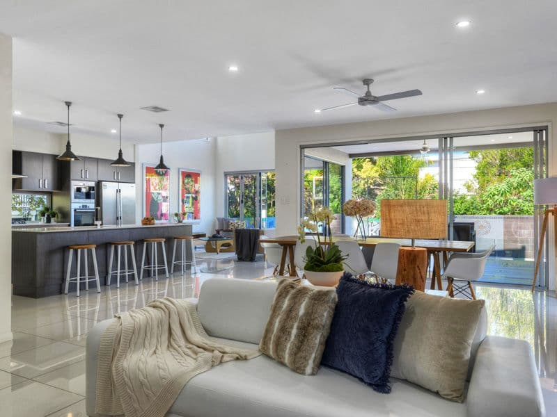 8 McDonald Street, Hawthorne QLD 4171, Hawthorne - Thumbnail 2