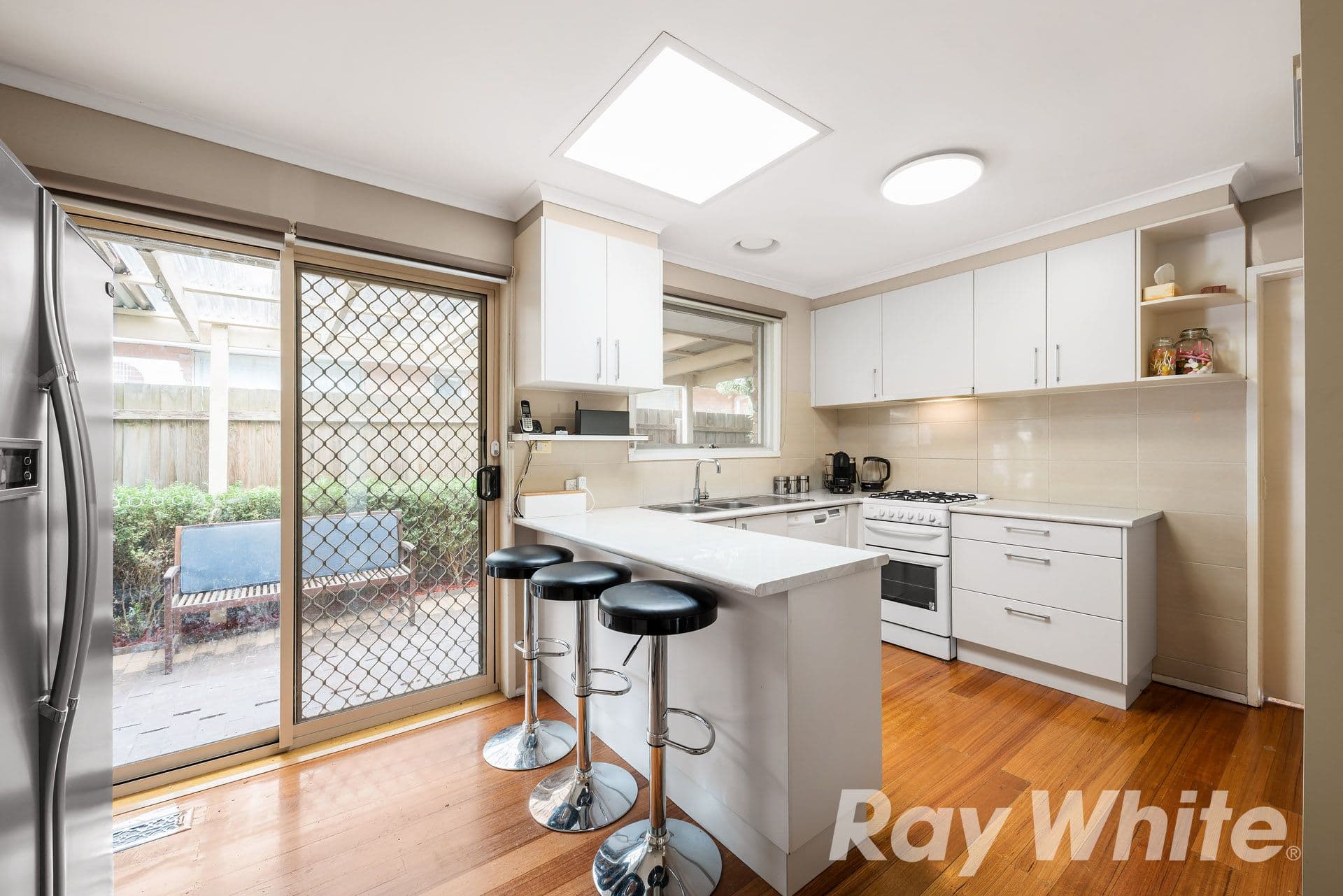 4 Botany Court, Wantirna VIC 3152, Wantirna - Thumbnail 4