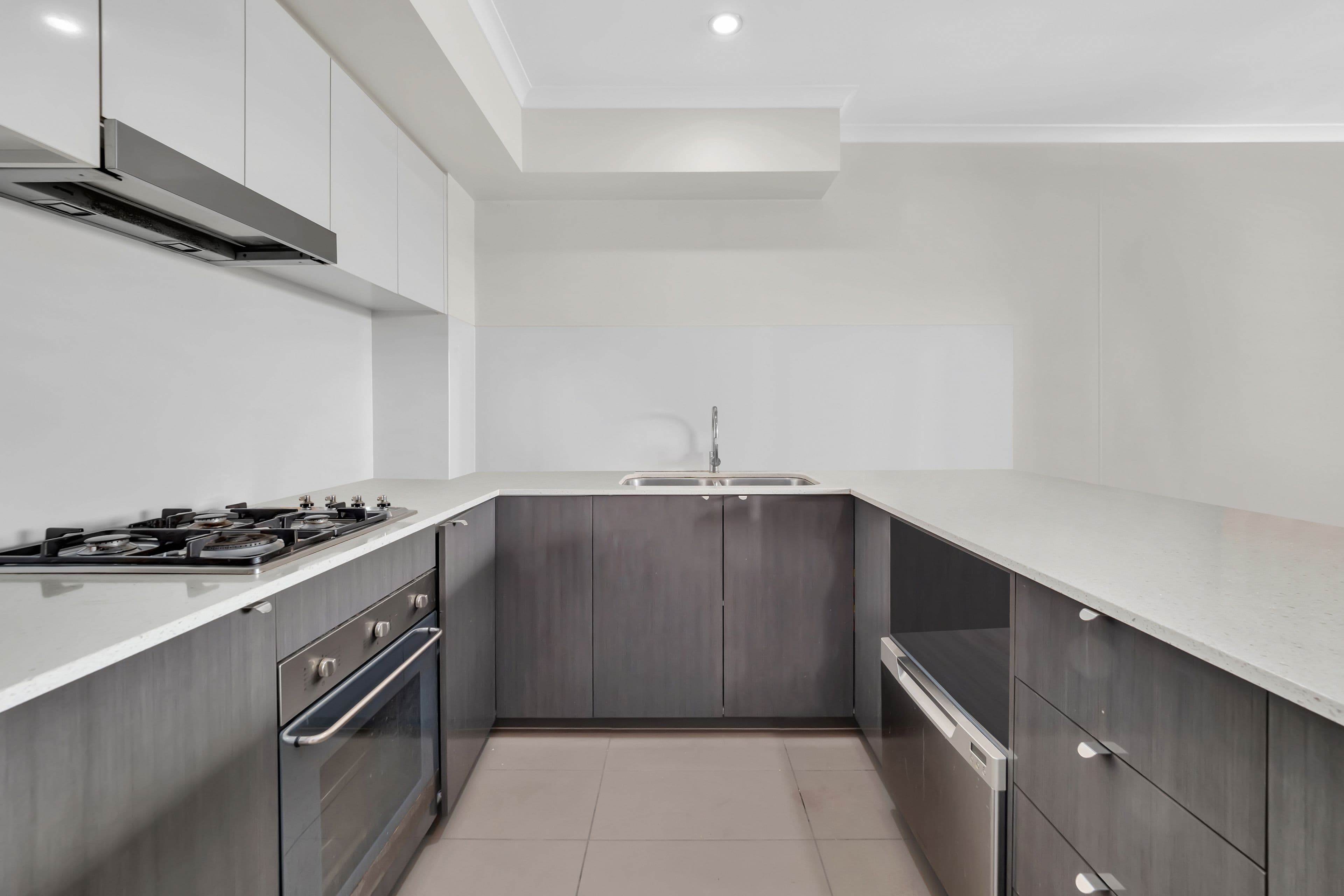 67 Linton Street, Kangaroo Point QLD 4169, Kangaroo Point - Thumbnail 4