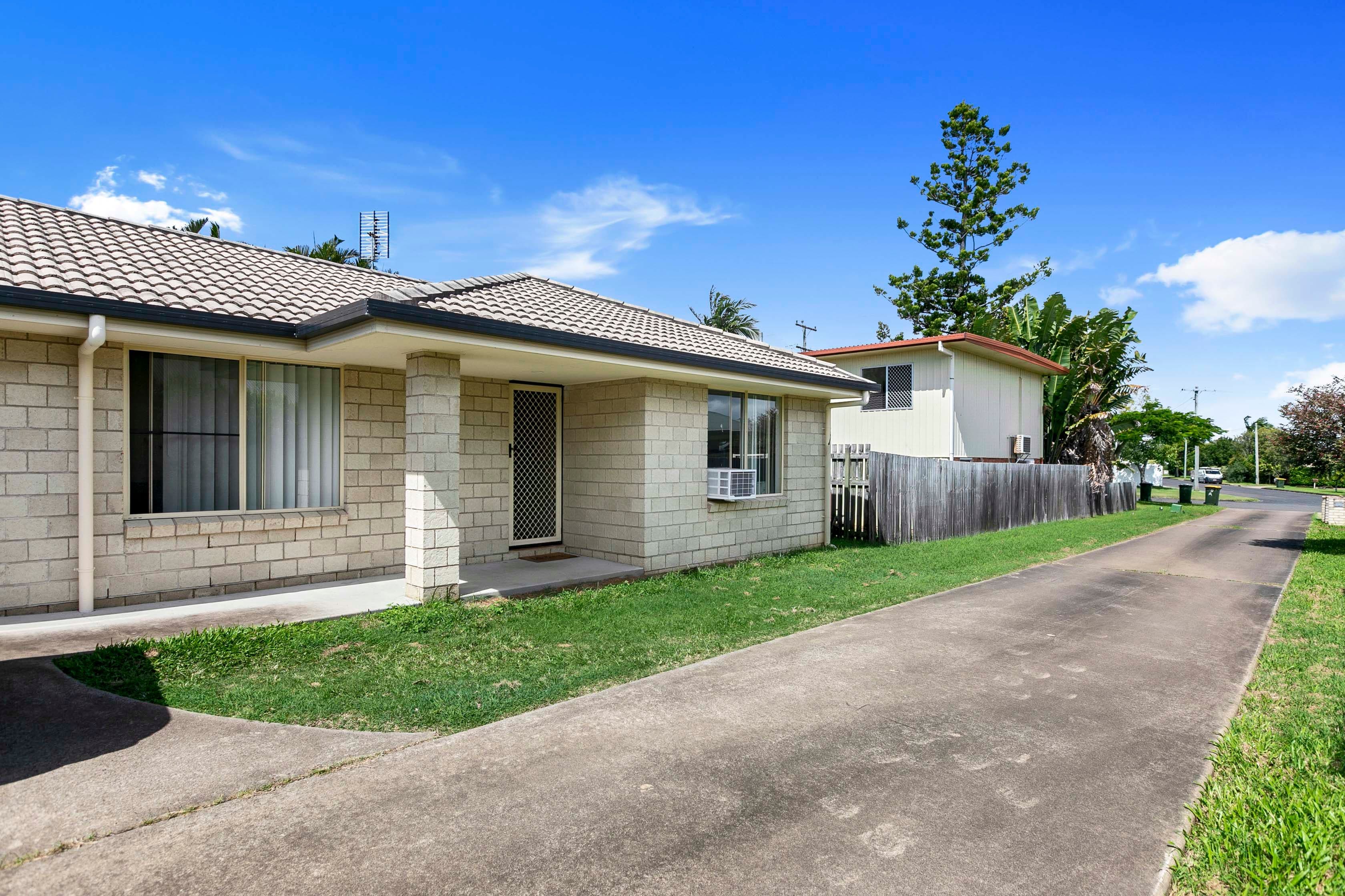 80 & 80A Corfield Street, Point Vernon QLD 4655, Point Vernon - Thumbnail 3