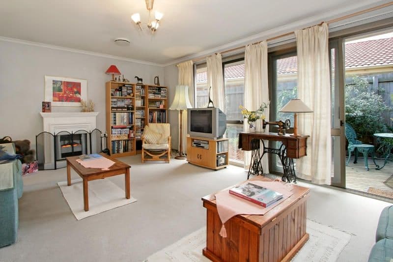 9 Chelmsford Court, FERNTREE GULLY VIC 3156, Ferntree Gully - Thumbnail 4
