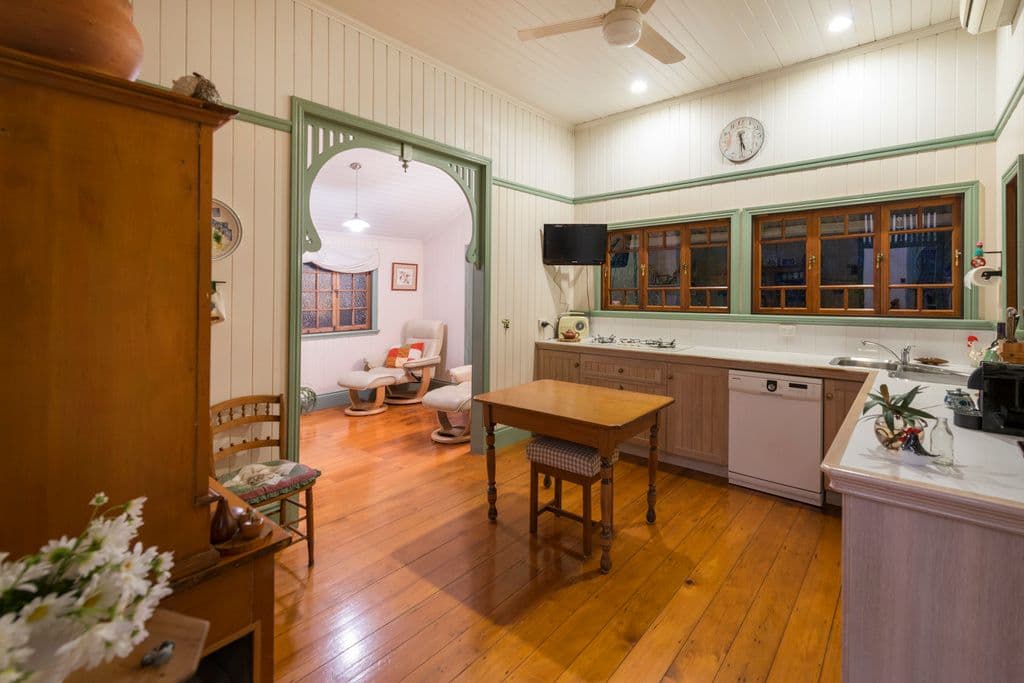 27 Wambool Street, BULIMBA QLD 4171, Bulimba - Thumbnail 4