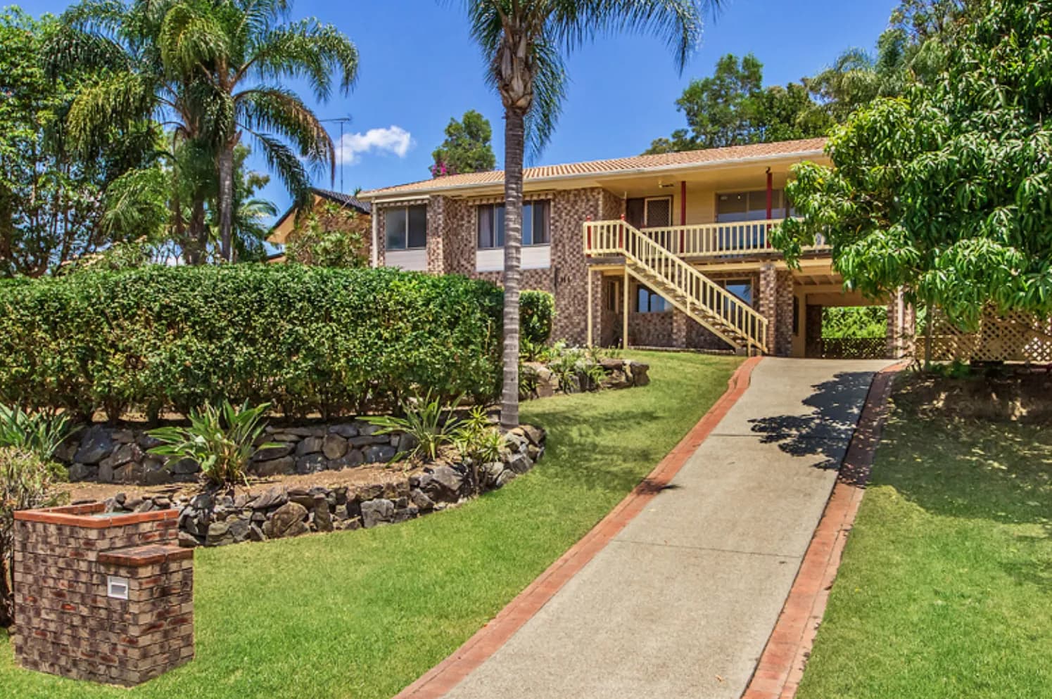 27 Renfrew Drive, Highland Park QLD 4211, Highland Park - Thumbnail 2