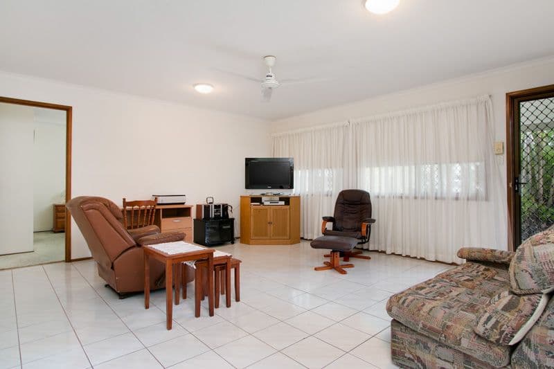 6 Whelk Close, Trinity Beach QLD 4879, Trinity Beach - Thumbnail 6