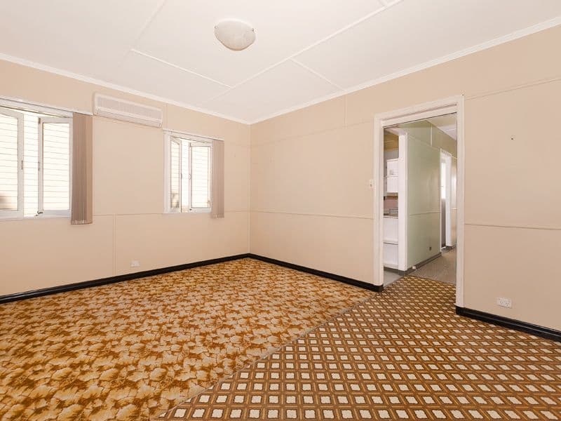 29 Thomas Street, SHERWOOD QLD 4075, Sherwood - Thumbnail 4