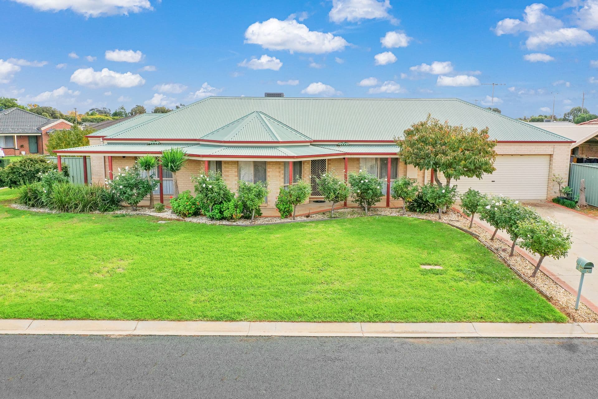 9 John Close, Echuca VIC 3564, Echuca - Image 1