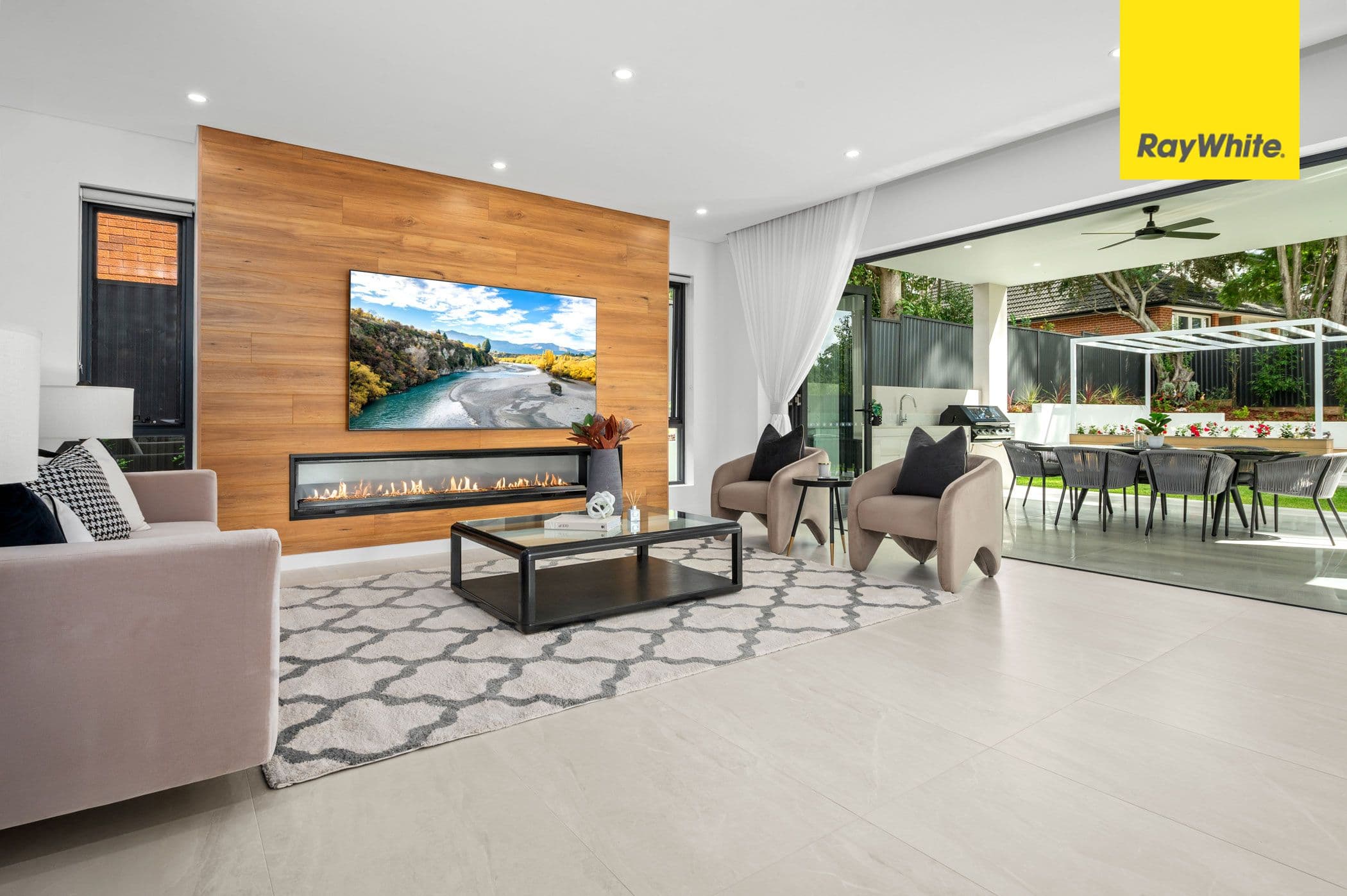 4 Grant Close, Epping NSW 2121, Epping - Thumbnail 3