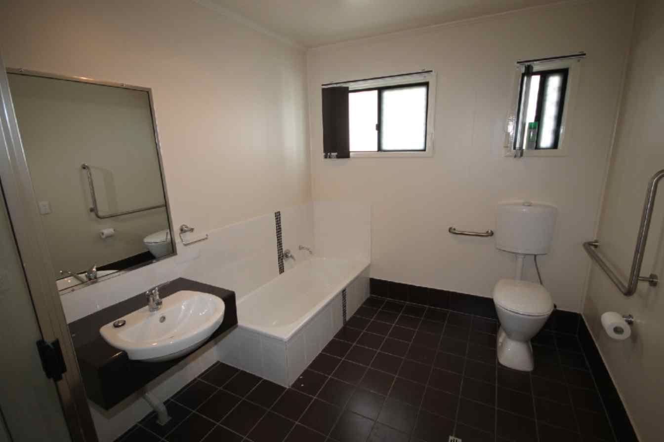 136 Drayton Street, DALBY QLD 4405, Dalby - Thumbnail 3
