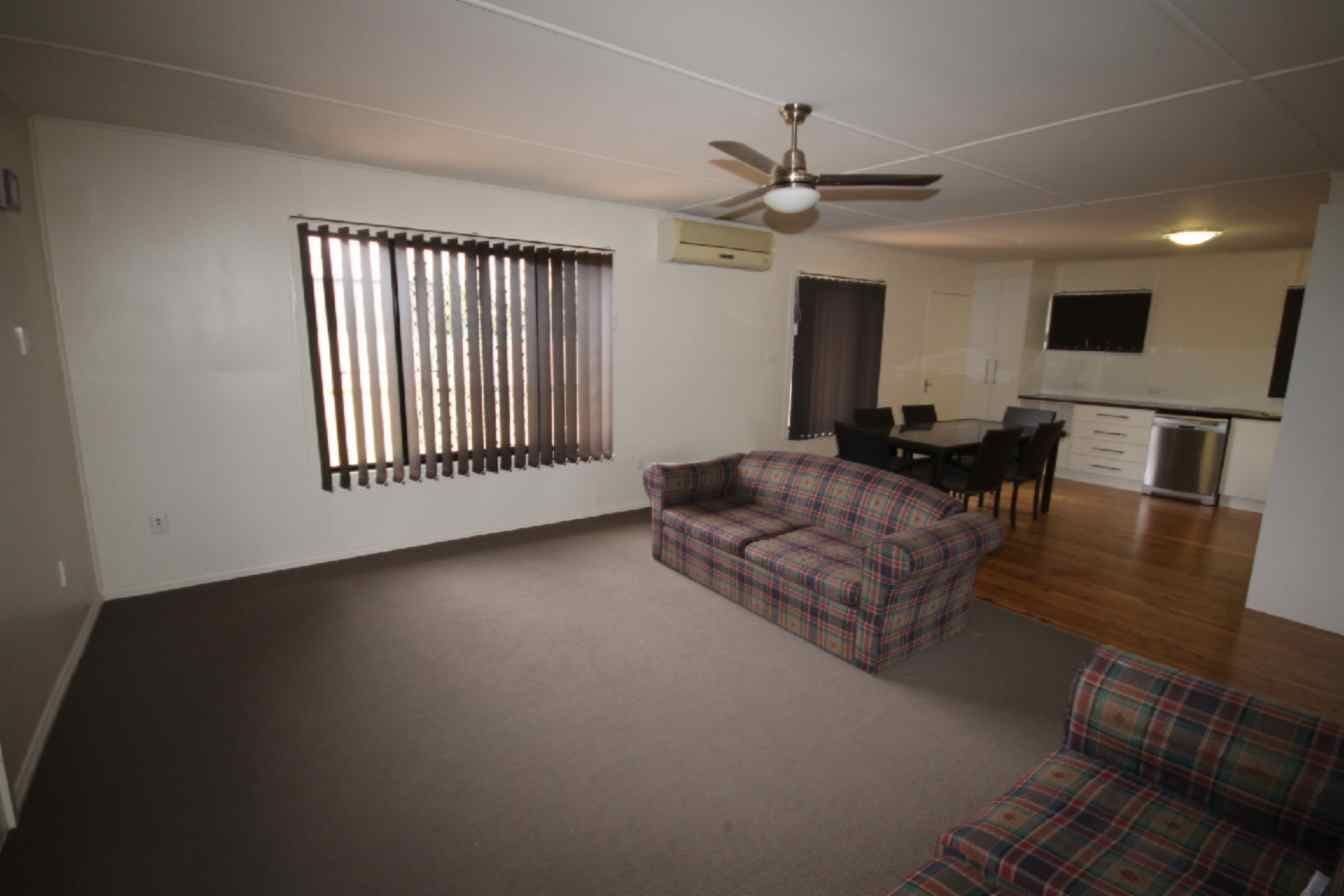 136 Drayton Street, DALBY QLD 4405, Dalby - Thumbnail 5