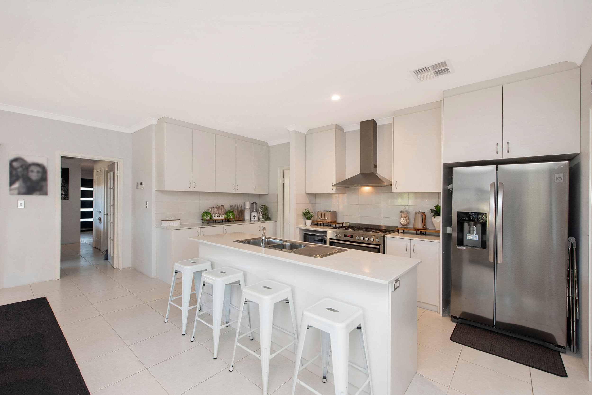 17 Emary Rise, Baldivis WA 6171, Baldivis - Thumbnail 8